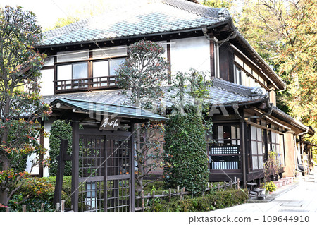 Benihana Furusatokan Main building Courtyard Okegawa City 109644910