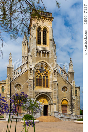 Eglise Sainte-Eugenie, Biarritz 109647137