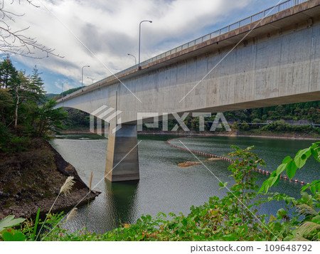 Bridge across Lake Agigawa Bridge across Lake Agigawa 109648792