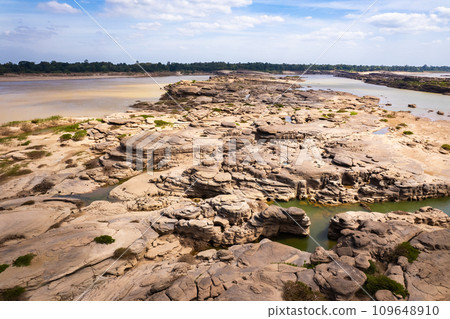 Sam Phan Bok rock Grand Canyon in Ubon, Thailand Sam Phan Bok rock Grand Canyon in Ubon, Thailand 109648910