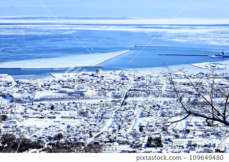 Mombetsu City, Hokkaido with blue skies and drift ice Mombetsu City, Hokkaido with blue skies and drift ice 109649480