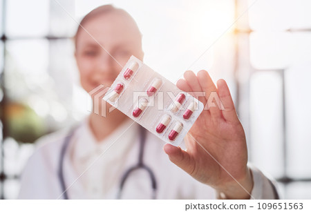 Close up portrait female doctor scientist pharmacist looking 109651563