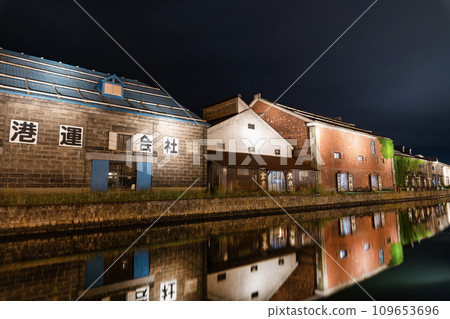 Night view of Otaru Canal, a popular tourist spot in Otaru City, Hokkaido Night view of Otaru Canal, a popular tourist spot in Otaru City, Hokkaido 109653696