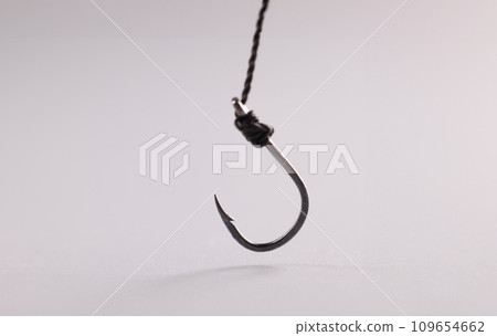 Hook attached to steel cable, single fish hook 109654662