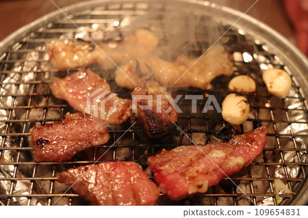 Yakiniku Ninku Yakiniku Ninku 109654831