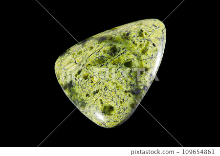 Serpentine Patterns drawn by nature 109654861