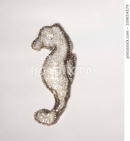 Beautiful sparkling brooch with bead embroidery in the shape of a seahorse 2 109654879