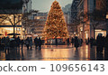 Christmas tree in the city 109656143