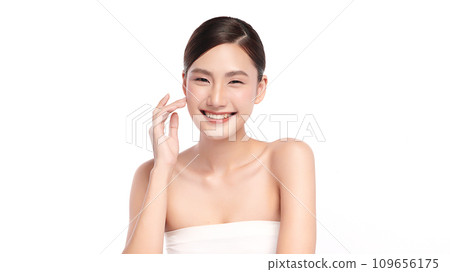 Beautiful young asian woman with clean fresh skin on white background, Face care, Facial treatment, Cosmetology, beauty and spa, Asian women portrait. Beautiful young asian woman with clean fresh skin on white background, Face care, Facial treatment, Cosmetology, beauty and spa, Asian women portrait. 109656175