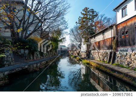Hachimanbori in late autumn 109657861