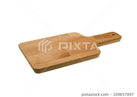 Wooden cutting board 109657897