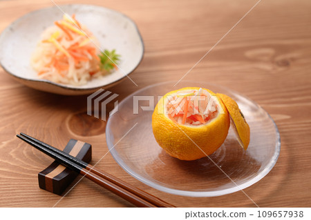 我是紅白相間的。 109657938