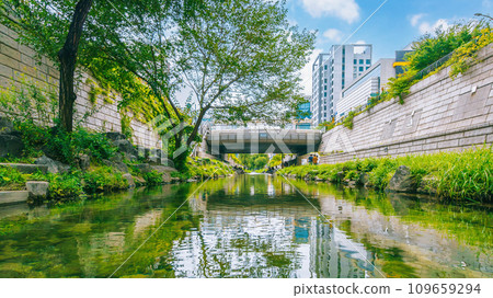 Cheonggyecheon Stream is a public modern recreation space, and a popular tourist destination When visiting Seoul. Cheonggyecheon Stream is a public modern recreation space, and a popular tourist destination When visiting Seoul. 109659294