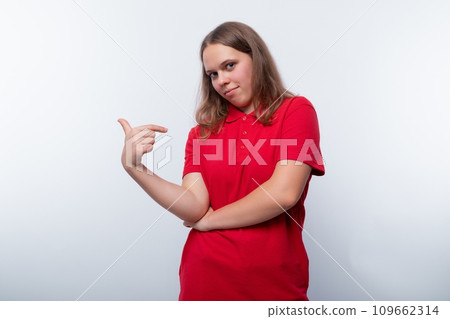 Headshot portrait of a European teenage girl reporting interesting news Headshot portrait of a European teenage girl reporting interesting news 109662314