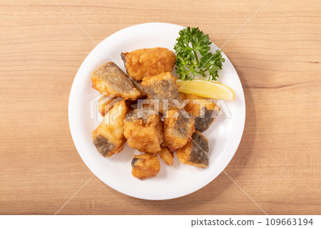 炸鱈魚 109663194