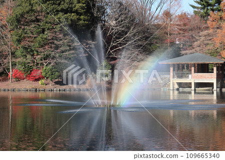 Fountain and rainbow Fountain and rainbow 109665340