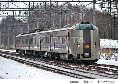 Chitose Line Kitahiroshima-Uenopporo JR Hokkaido 789 series 1000 series HL-1007 formation (Sapporo) Super Kamuy 109667900
