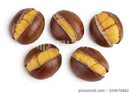 roasted peeled chestnut isolated on white background wit full depth of field. Top view. Flat lay 109670862