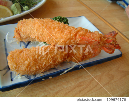 美味的炸蝦(著名的巨型炸蝦) 美味的炸蝦(著名的巨型炸蝦) 109674176