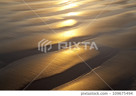 water, light and sand water, light and sand 109675494