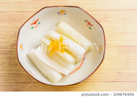 冬天的味道:醃柚子蘿蔔 冬天的味道:醃柚子蘿蔔 109676409