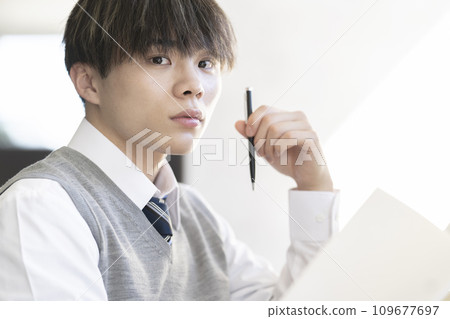 High school student to study High school student to study 109677697