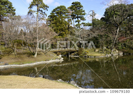 Kyoto Sento Imperial Palace Kitaike Pond of Nyoin Imperial Palace Winter scenery Kyoto Sento Imperial Palace Kitaike Pond of Nyoin Imperial Palace Winter scenery 109679180
