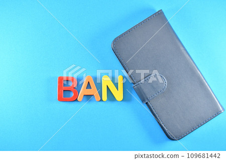 Image of SNS ban Image of SNS ban 109681442