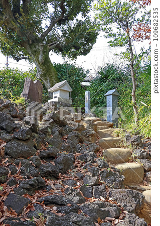 五國寺（文京區） 109682535