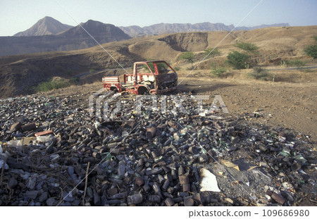 AFRICA CAPE VERDE SANTIAGO CIDADE WASTE AFRICA CAPE VERDE SANTIAGO CIDADE WASTE 109686980