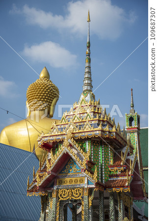 THAILAND THONBURI BIG BUDDHA WATKHUN CHAN 109687307