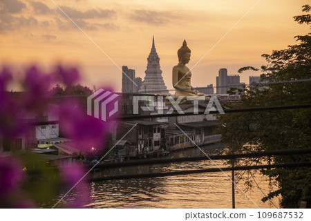 THAILAND BANGKOK THONBURI BIG BUDDHA THAILAND BANGKOK THONBURI BIG BUDDHA 109687532