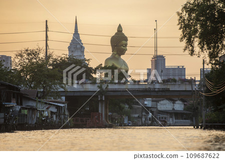 THAILAND BANGKOK THONBURI BIG BUDDHA THAILAND BANGKOK THONBURI BIG BUDDHA 109687622