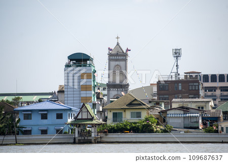THAILAND BANGKOK CHAO PHRAYA RIVER CHURCH 109687637
