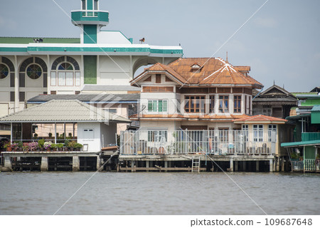 THAILAND BANGKOK CHAO PHRAYA MOSQUE THAILAND BANGKOK CHAO PHRAYA MOSQUE 109687648