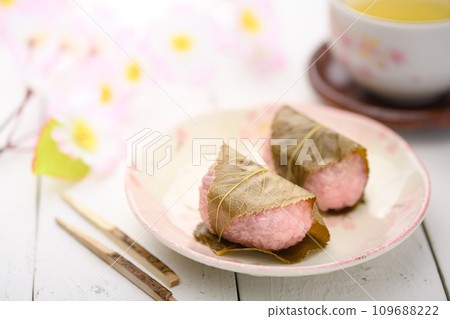 Sakuramochi, a traditional Japanese sweet with an elegant fragrance Sakuramochi, a traditional Japanese sweet with an elegant fragrance 109688222