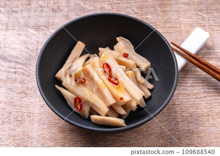 鹽漬蓮藕金比拉 109688540