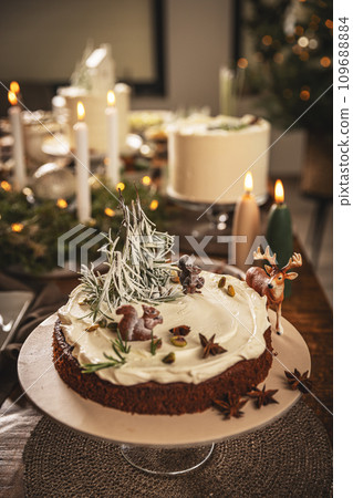 Delicious Christmas cake 109688884