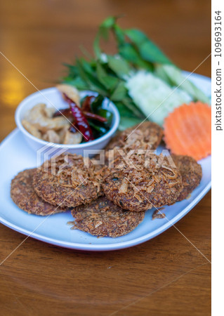 Deep Fried Spicy Minced Pork (Laab Moo Tod) 109693164