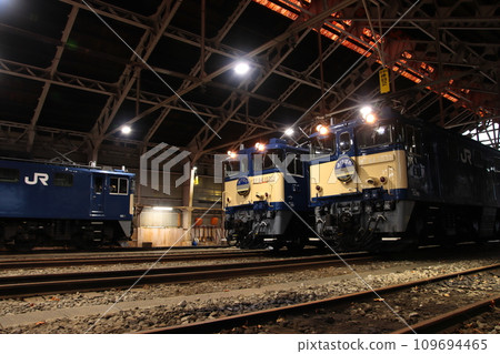 EF64 electric locomotives standing in a retro depot_Photographed on November 25, 2023 109694465
