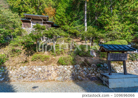 京都市右京區、北朝初代天皇高貢天皇山國陵、後山國陵、後花園第102代天皇 109696066