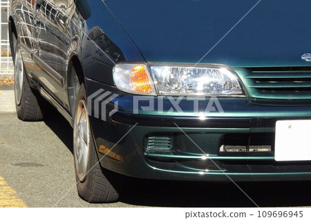 Car image: Front mask of the 5th generation Nissan Pulsar 109696945