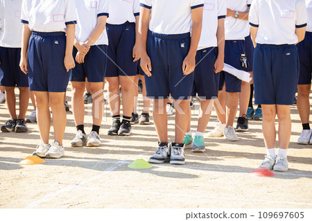 Junior high school students line up at a sports day Junior high school students line up at a sports day 109697605