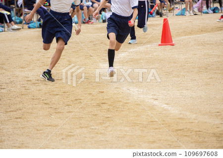 Relay at sports day Relay at sports day 109697608