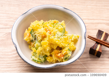 potato salad potato salad 109698409