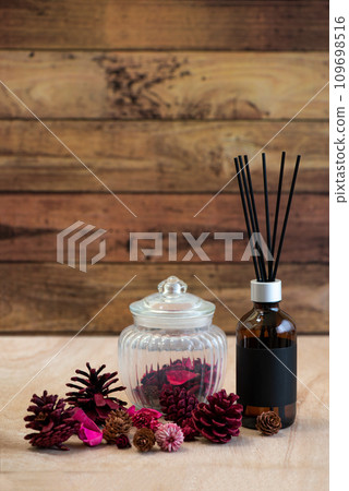 乾燥花、百花香和擴香器 109698516