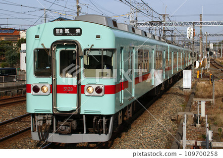 [T] Nishitetsu Tenjin Omuta Line Type 5000 (Each stop: Nishitetsu Tenjin ⇔ Chikushi) 109700258