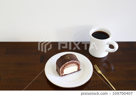 Chocolate cake and coffee Chocolate cake and coffee 109700407