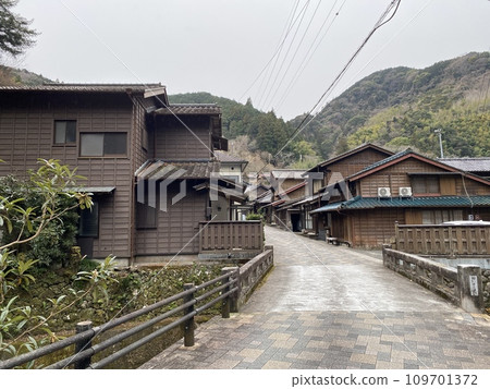 Shizuoka City Utsunoya Village 109701372