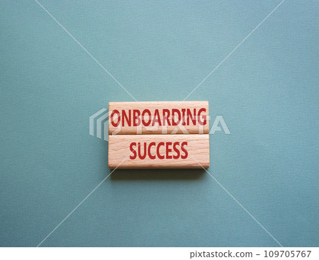 Onboarding Success symbol. Concept word Onboarding Success on wooden blocks. Beautiful grey green background. Business and Onboarding Success concept. Copy space Onboarding Success symbol. Concept word Onboarding Success on wooden blocks. Beautiful grey green background. Business and Onboarding Success concept. Copy space 109705767